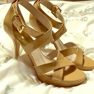 Michael Kors nude heels !! Worn twice !
